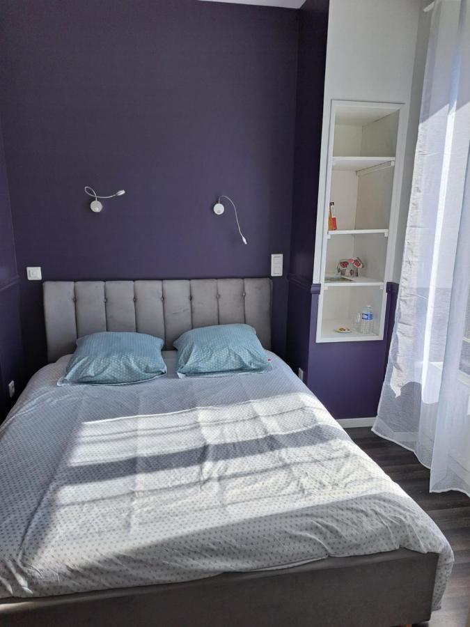 L'Appartement - Chambre Avec Salle De Bains Et Wc Dans Une Galerie D'Art Montbéliard Exterior foto